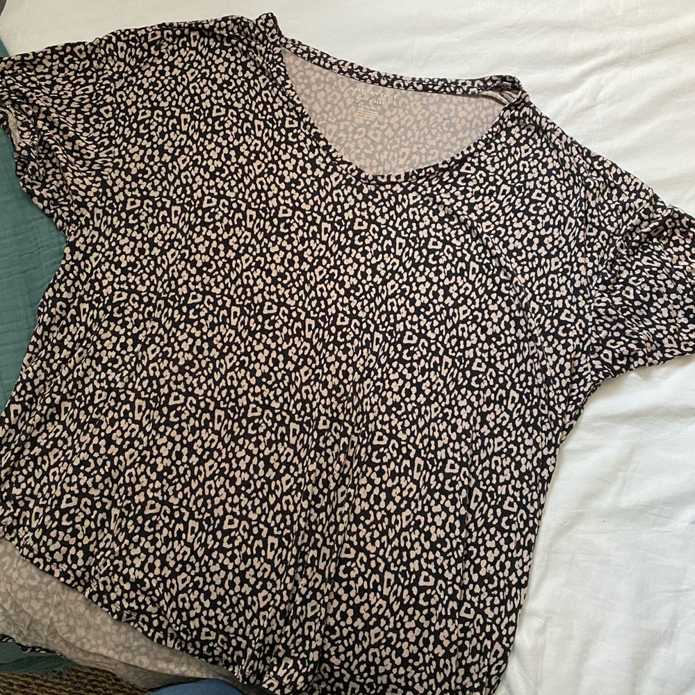 Soft & sexy top 🖤
